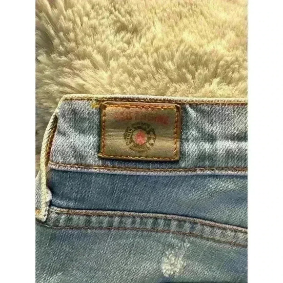 Red Engine - Distressed Crop Jean - size 26 - Picture 3 of 6